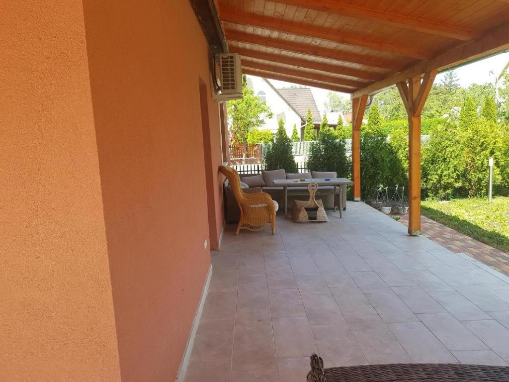 Rajmund Vendeghaz Villa Balatonkeresztúr Exteriör bild